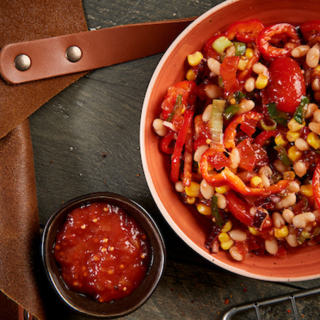 salade epicee de tomates et haricots blancs