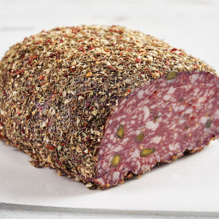 Salami broodje met kruiden